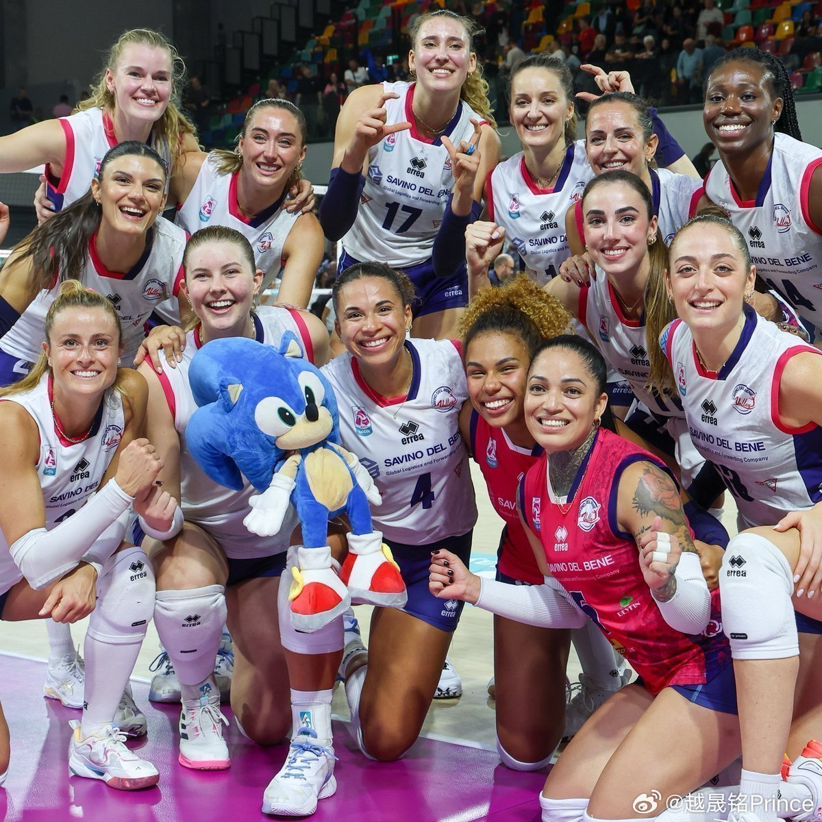 排球 🔵 斯坎迪奇在意大利联赛半决赛中惜败出局，最终以第三名的成绩结束了本赛季