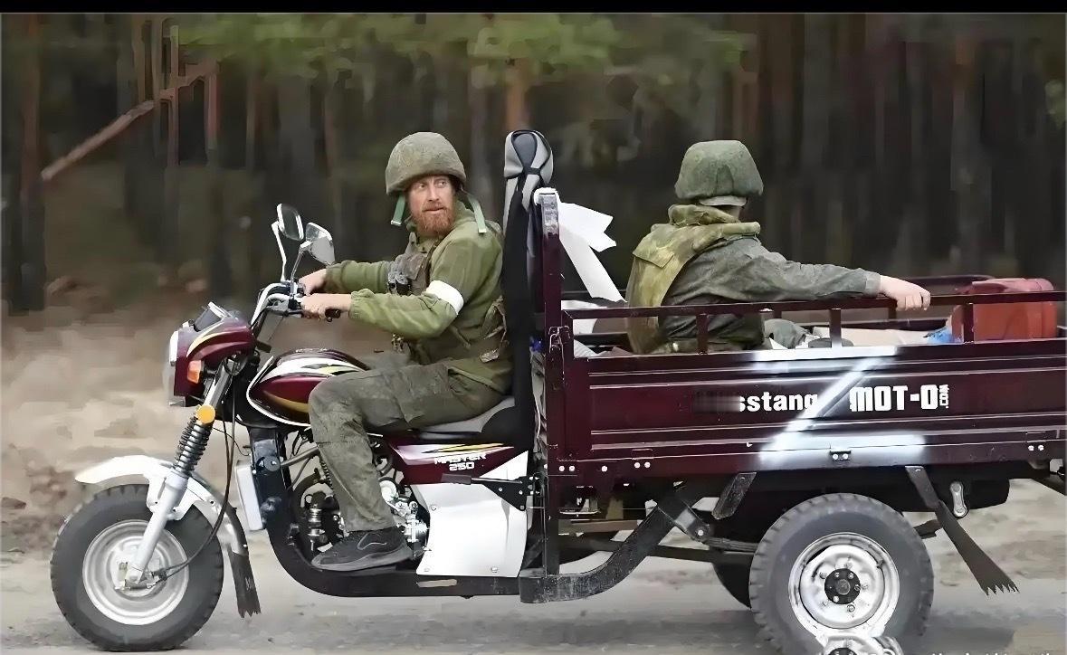 聊一聊激战正酣的胡里亚波尔，乌军部队仍在该市的大部分地区坚守阵地，但由于地形不利