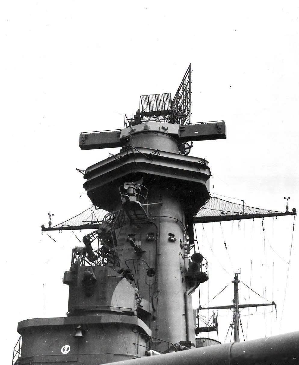 华盛顿号战列舰上层建筑特写，摄于1942年8月18日的纽约海军船厂军事历史全触达