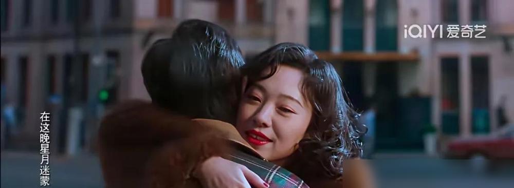 郭京飞拍《老舅》时撂下一句狠话：请王佳佳来演舅妈，我肠子都悔青了。

其实是因为