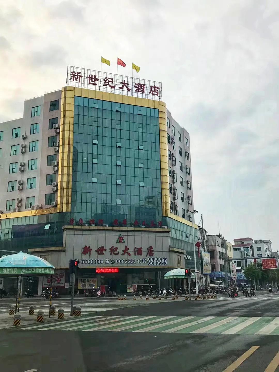 廉江沿途的街景