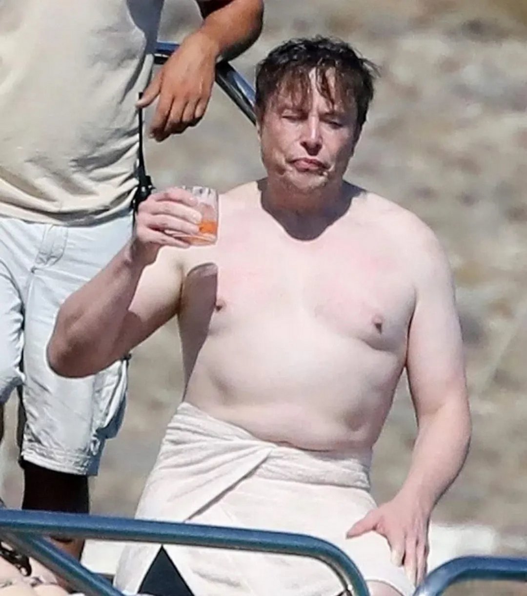 啥詹姆斯杜兰特库里之流，都是浮云。图里这个人才是我们应该去追的星⭐，星中之星。如