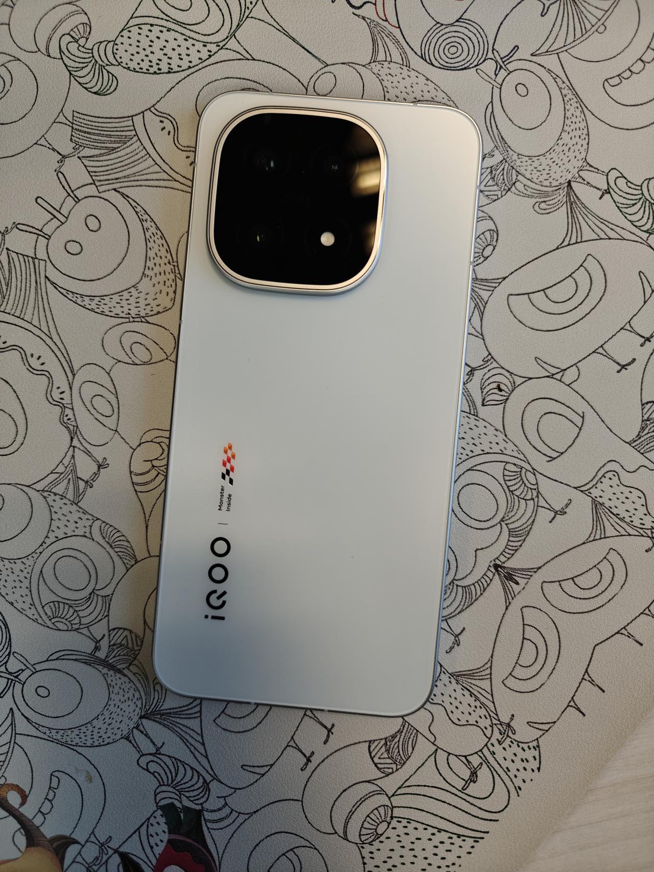 2天一充没压力，iQOO15做到了

昨天充满电开始使用到，目前使用时间24小时