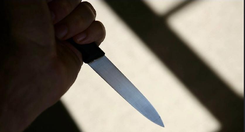 5日上午，日本千葉縣一间公司惊传血案。一名39岁的中国籍男子上班时持刀攻击58岁