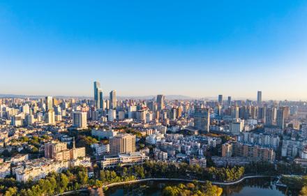 一、2026年多少分能上济南职业学院？
先说结论：山东省内考生，2026年想上济