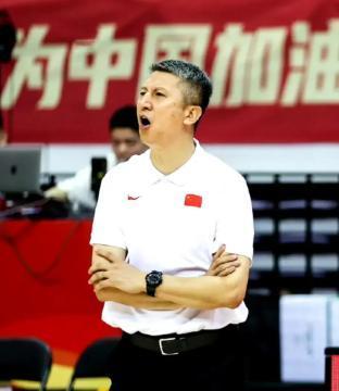 比起周琦和郭昊文落选，郭士强最大胆的，是启用这三个人！
 
中国男篮这次的集训名