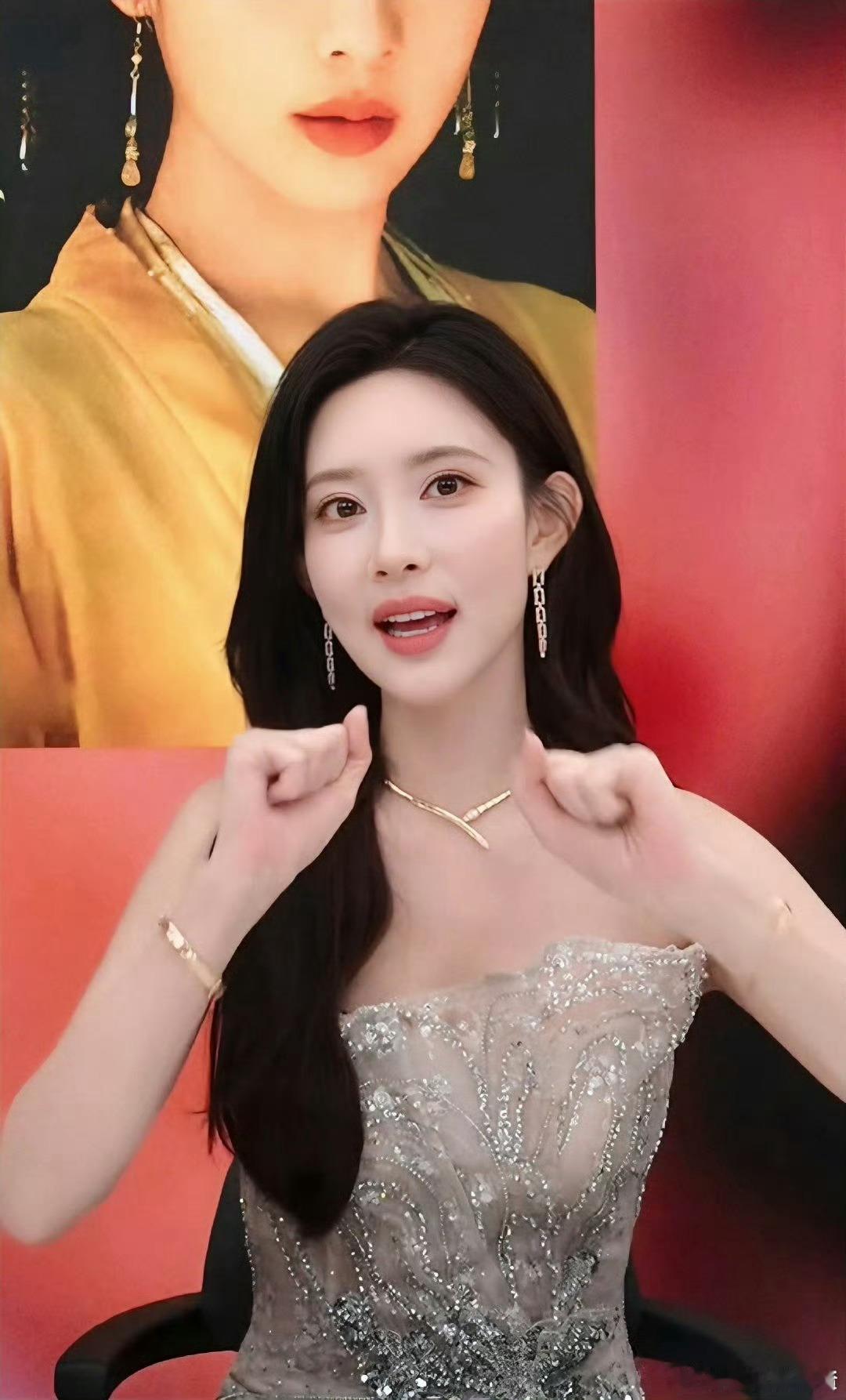 李佳琦和赖伟明说喜欢百花杀的女主 同台聊剧看点十足，李佳琦与赖伟明都偏爱百花杀女