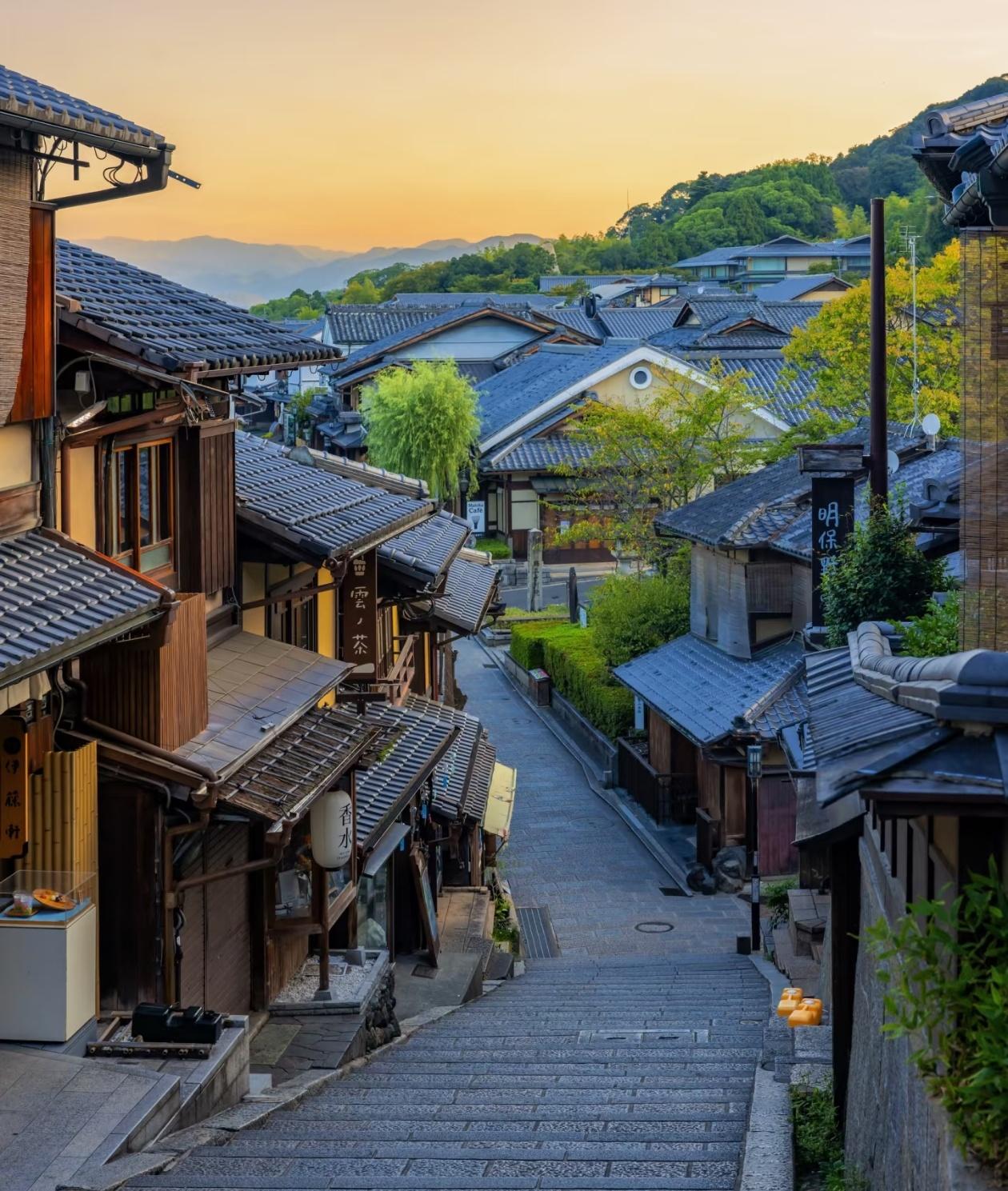 笑不活了！山东一女子蒸了锅“地瓜馒头”，掀开锅盖那一刻，网友全看懵：这也太能以假