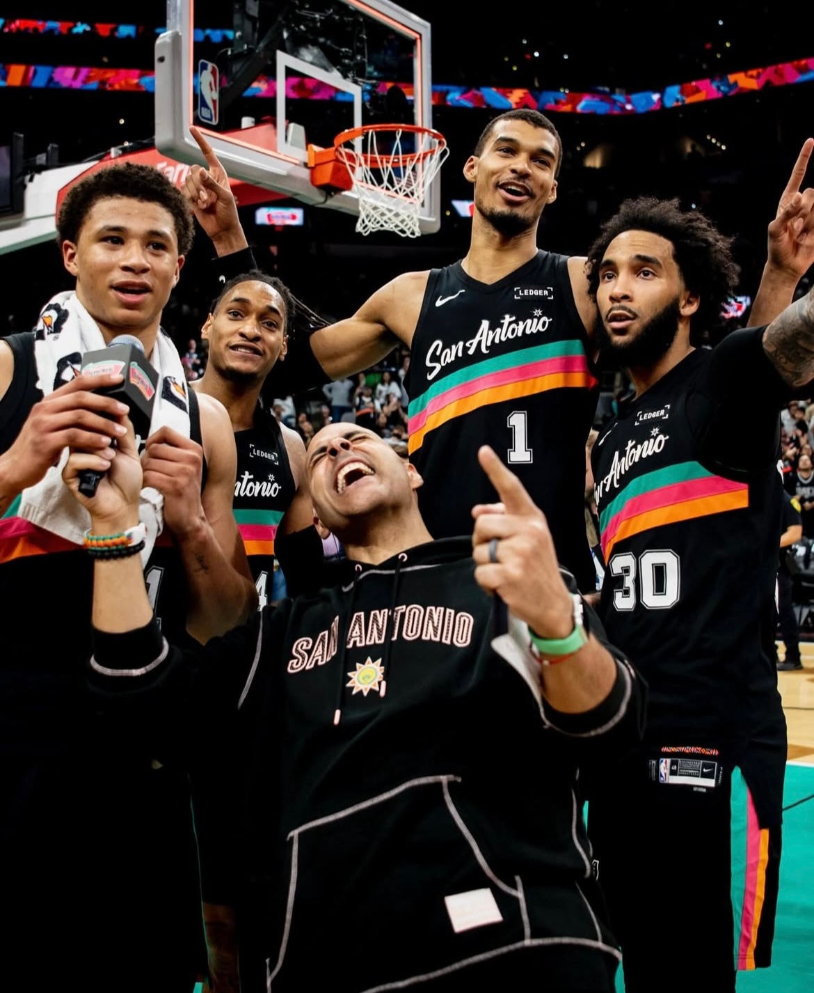 晚安马刺 迷茫又难忘的阶段，去感受、去经历、去成长。雨过天晴之后，一切都会好起来