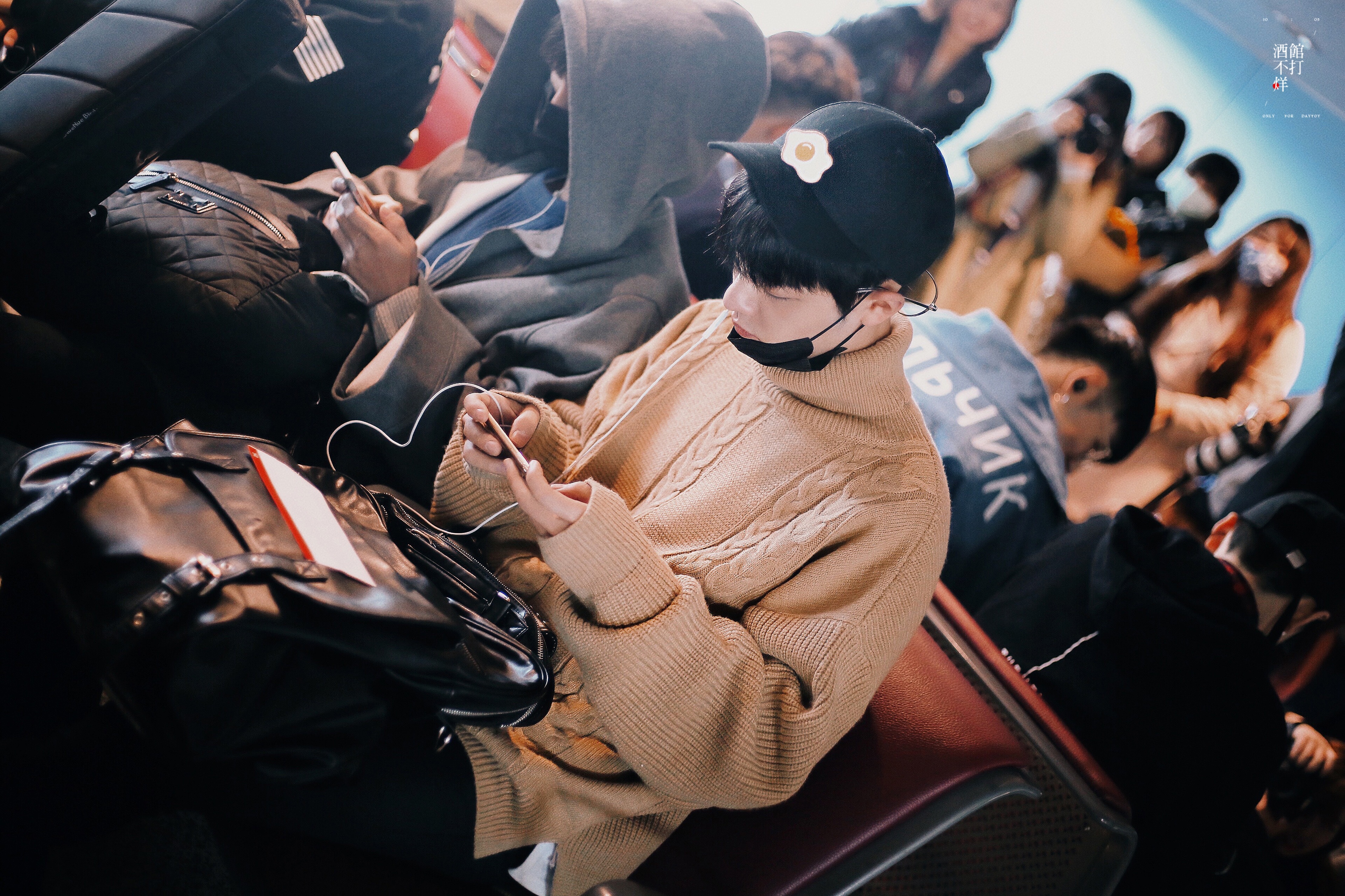 肖战可可爱爱的爱豆小赞！好青葱好帅气！ 