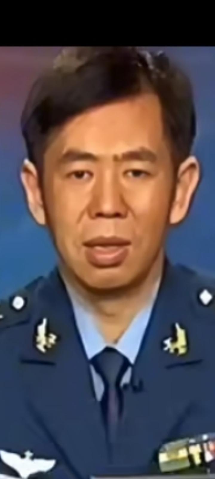 我们为什么喜欢戴旭大校？不，是敬佩。
多年前他曾有一篇文章在环球时报发表，流量五