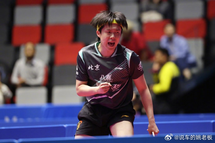 王楚钦晋级全运会16强恭喜大头全运首秀开门红！4-1战胜魏世皓顺利闯进男单16强