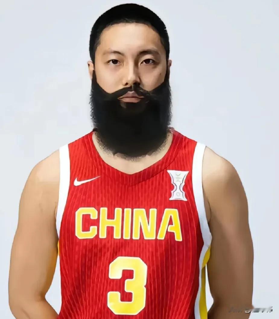 太暖心了！胡明轩发布动态表示绝杀不进的遗憾之后，中国男篮的兄弟们集体留言鼓励，真