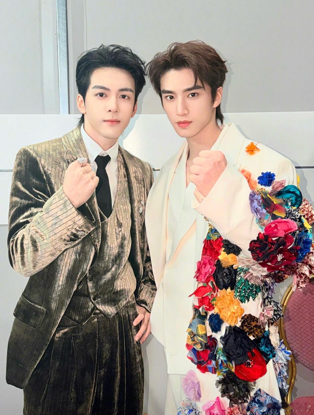 曾舜晞、张康乐VOGUE盛典合照VOGUE晚宴 ​​​
