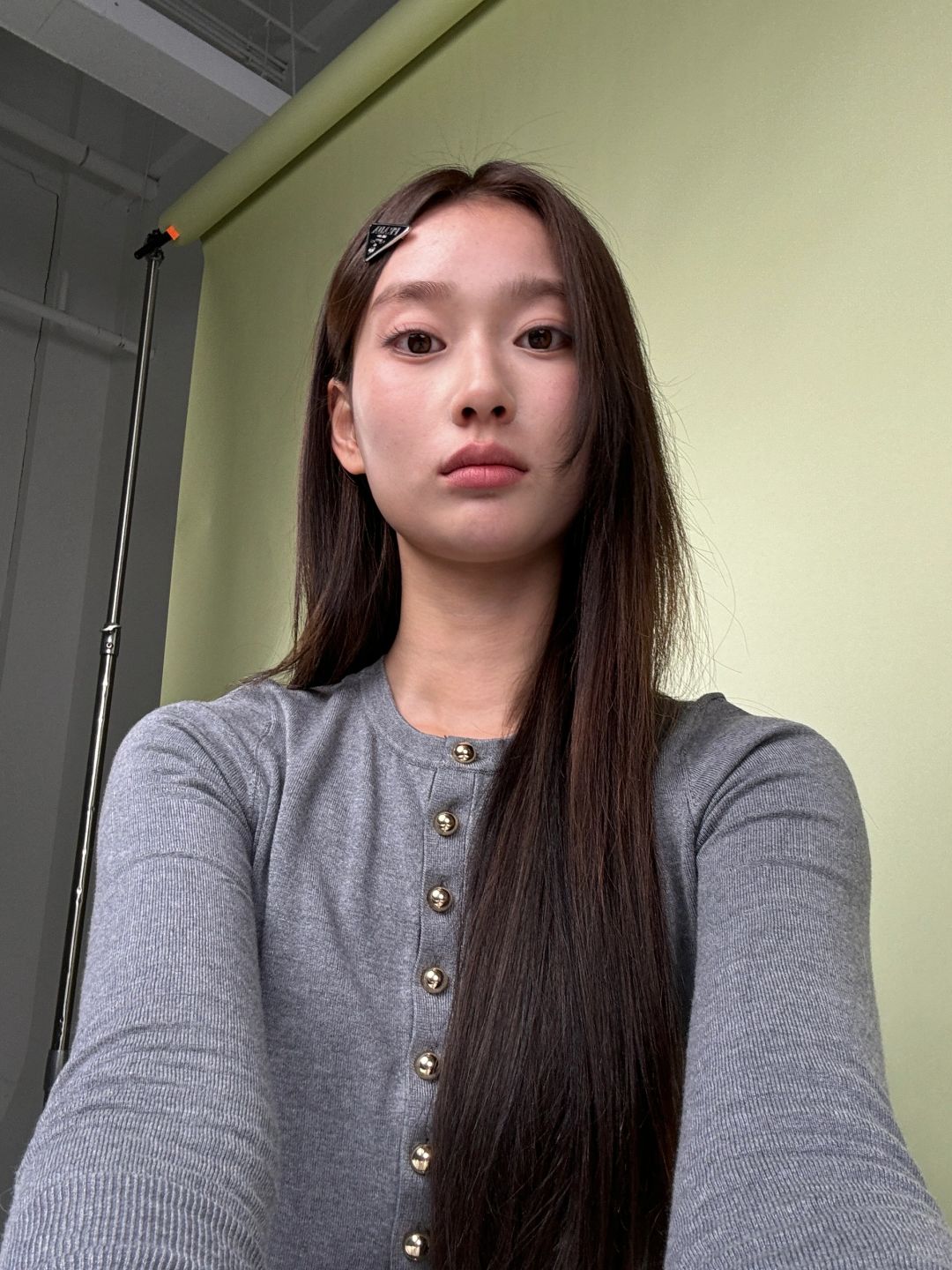 跟大家打个招呼吧