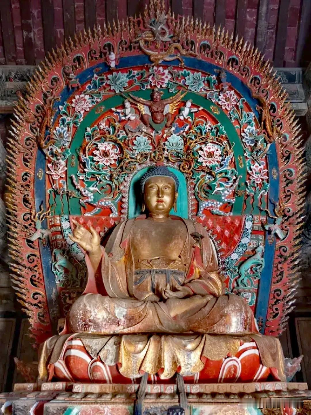 山西公主寺｜这尊明代释迦彩塑，背光堪称悬塑天花板
 
很多人打卡山西古塑，只知双