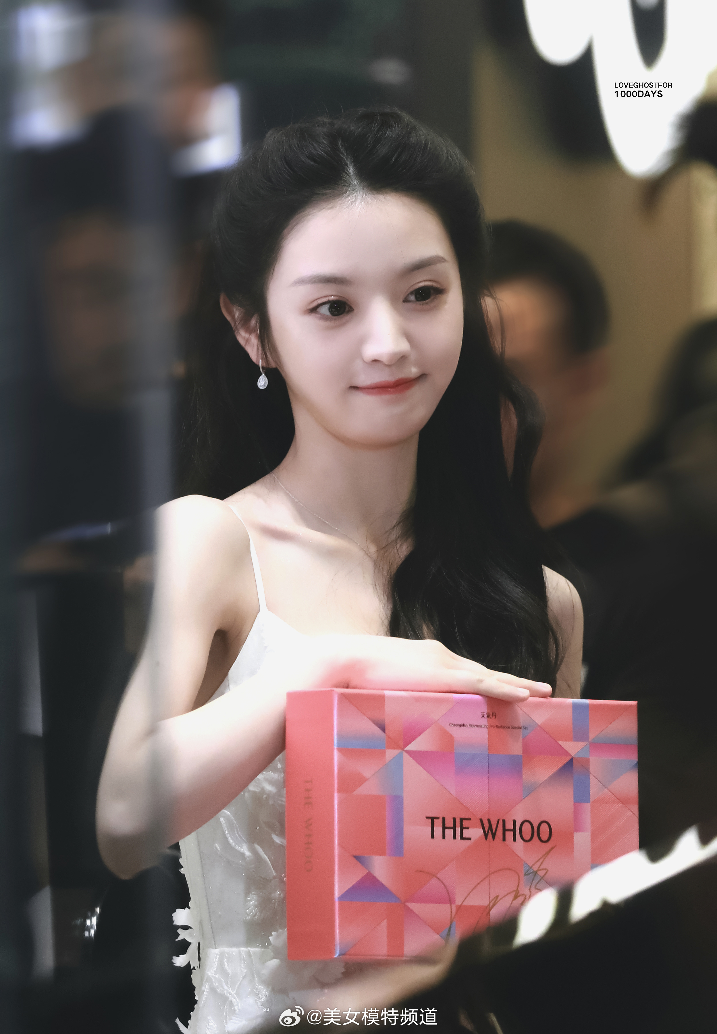 田曦薇身材曲线好漂亮的小田 