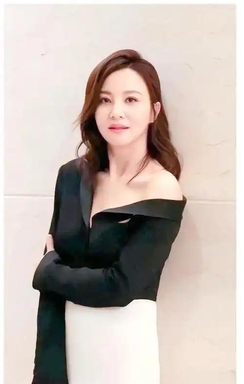 最近很火的一段话：“钱赚得再多，你大概率也活不过100岁；人长得再好看，也会有人