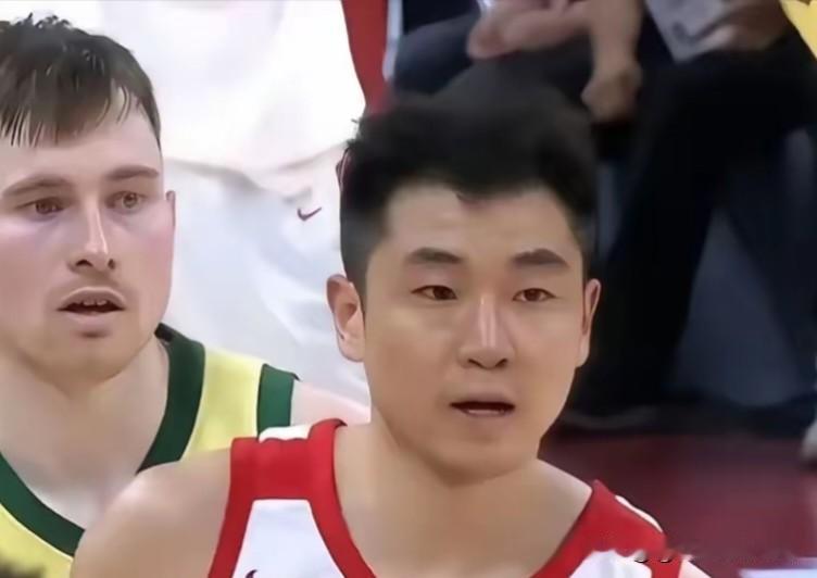 高诗岩:措手不及！

中国男篮两场热身，对阵喀麦隆与格鲁吉亚的比赛，高诗岩均没有