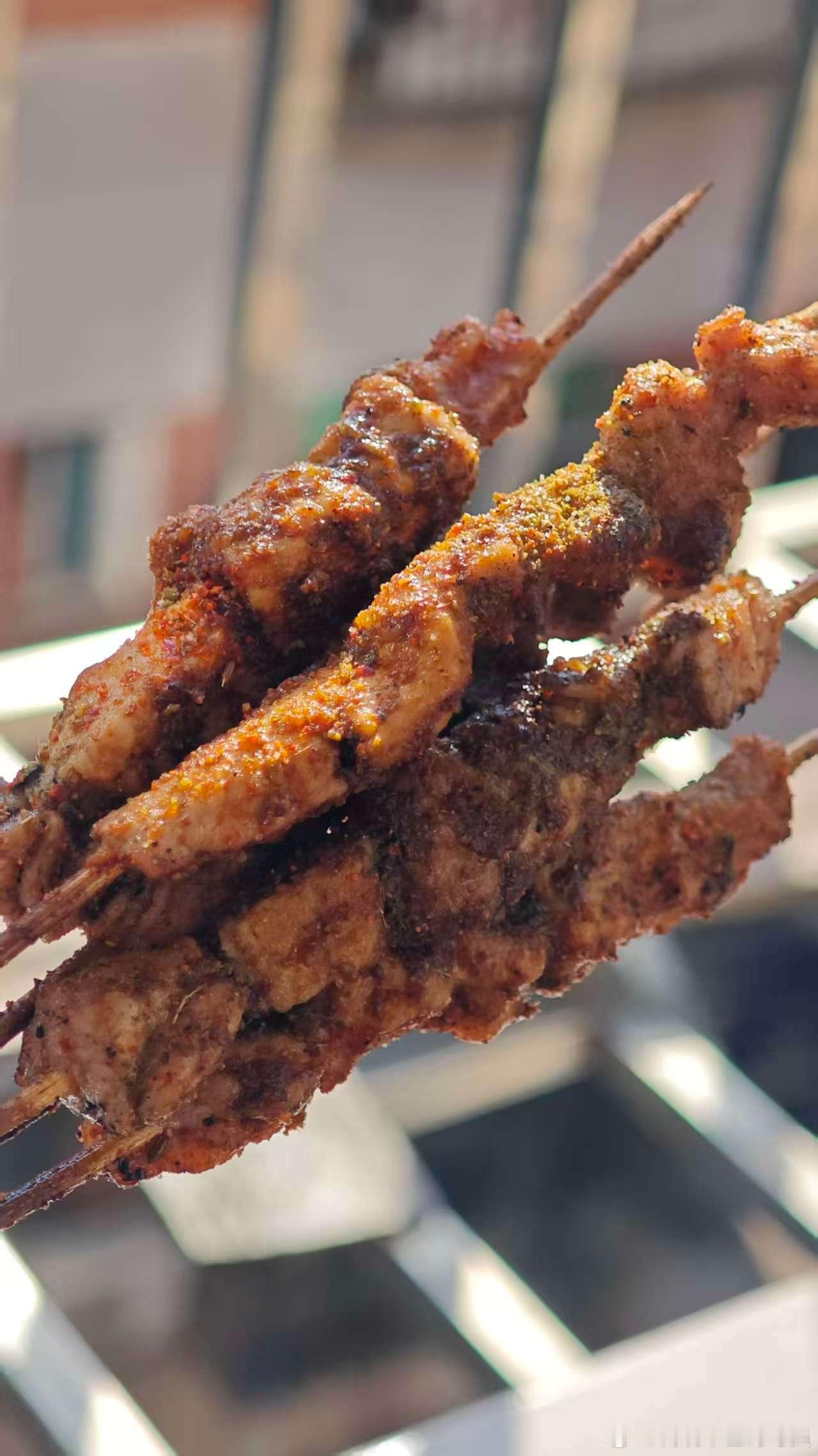 朋友语录:配药不行，但配腌料撒料一把好手扎人不敢，扎肉得心应手 