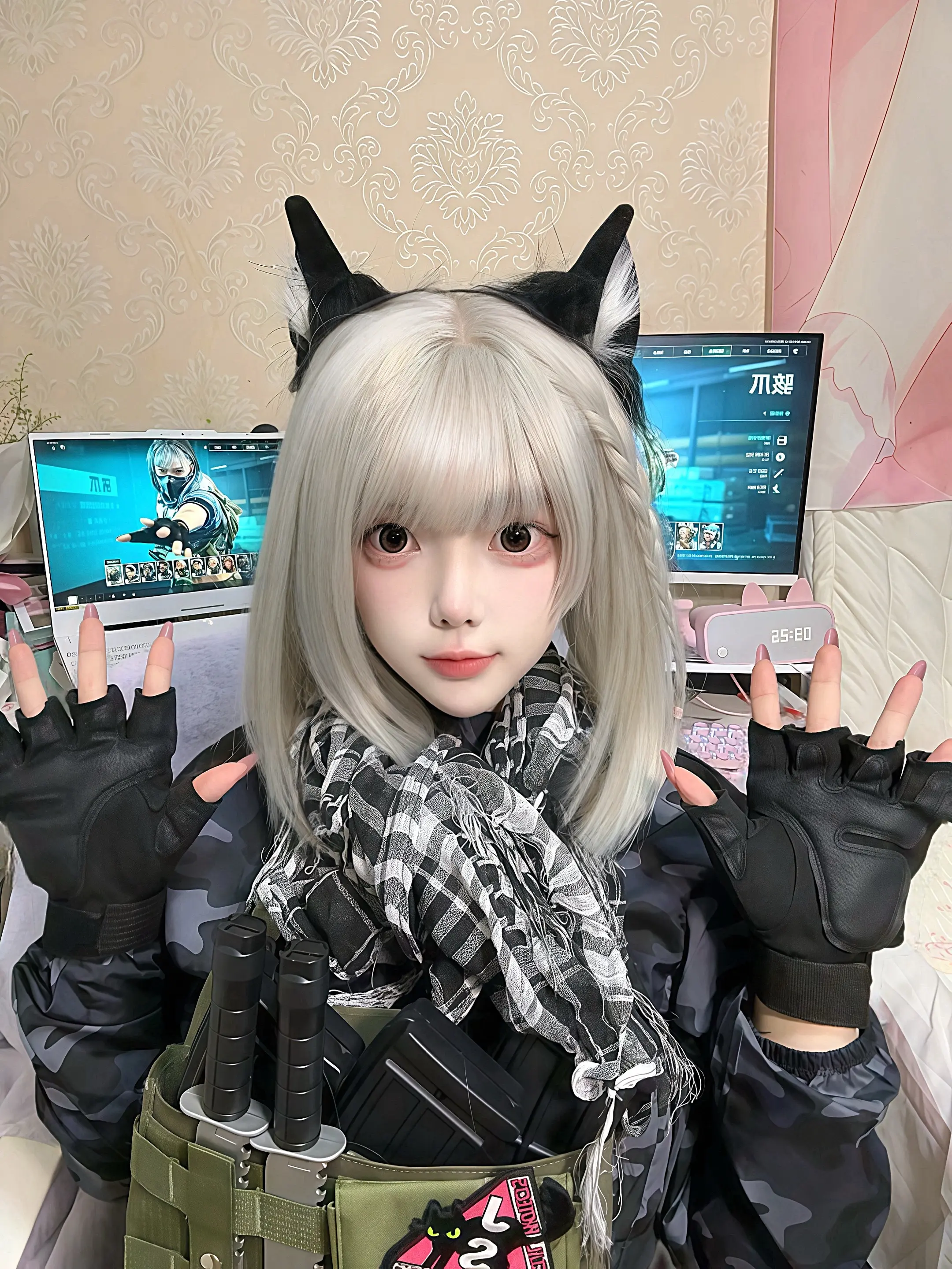 谁玩 差一个善战的狼和威风的龙 目前已有贪吃的猪 骇爪