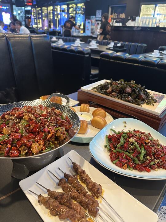 上野🇯🇵|新开店‼️江湖菜 × 星空顶视觉🌌