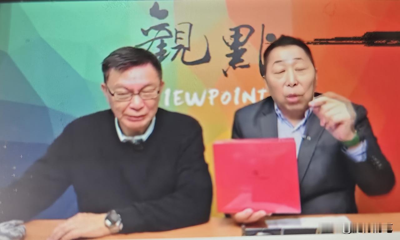 苑举正送唐湘龙礼物，神秘粉丝送唐湘龙礼物，唐湘龙透露近期要来大陆。

苑举正从深