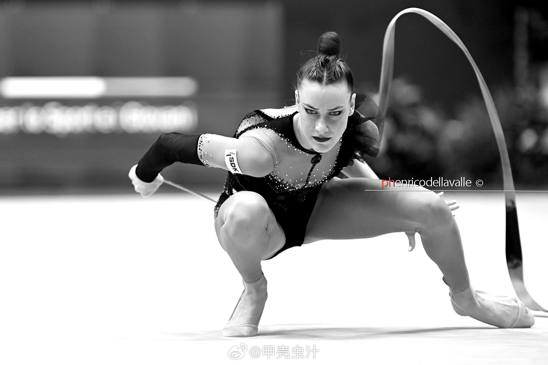 这给糯米老师拍的啥雷霆照片，黑粉看了都释怀了