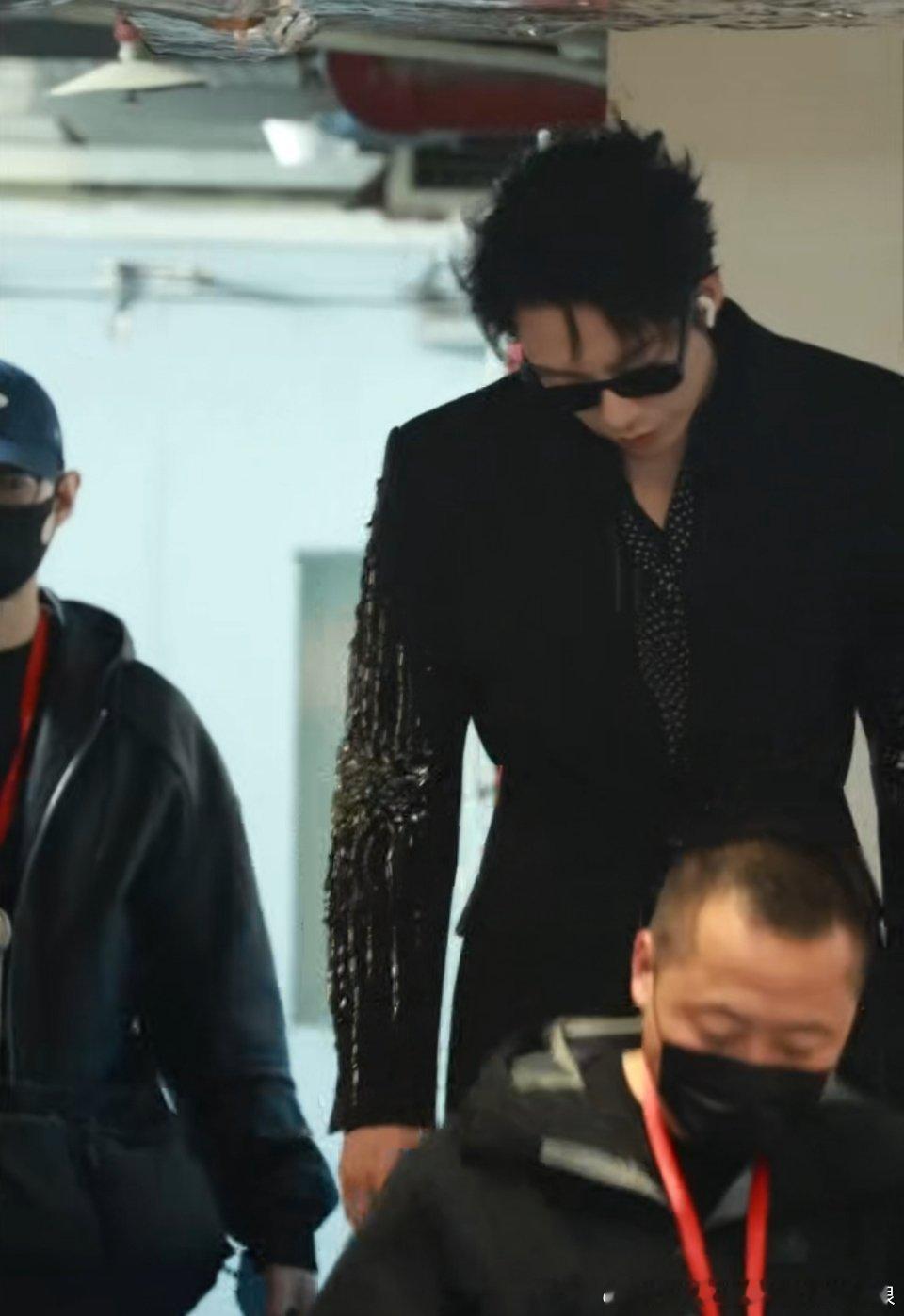 内搭是透的？是不是是不是