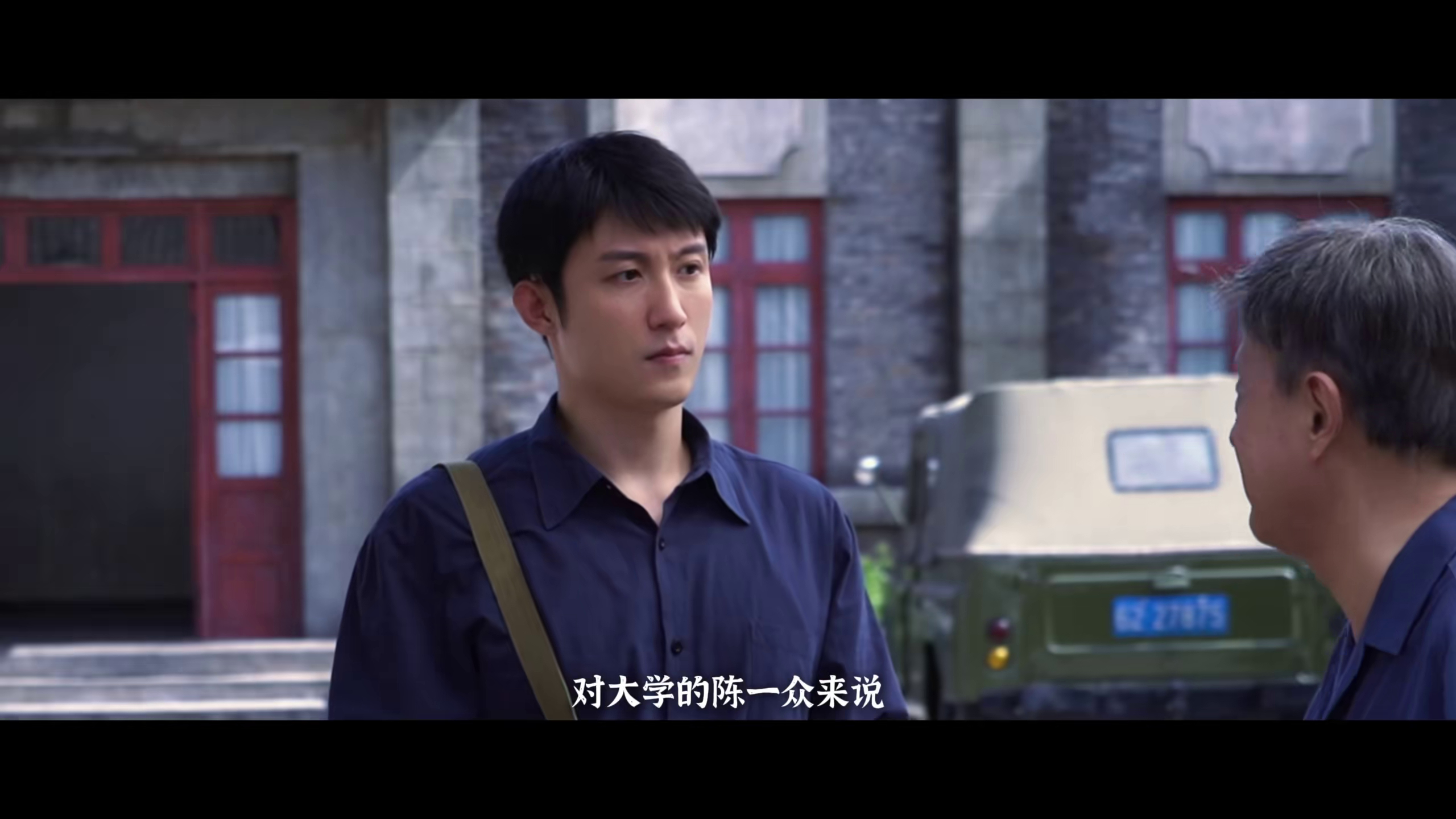 黄景瑜︱《重器》︱故事特辑截图故事特辑感觉质感很好，截几个单人镜头，这部剧拍摄时