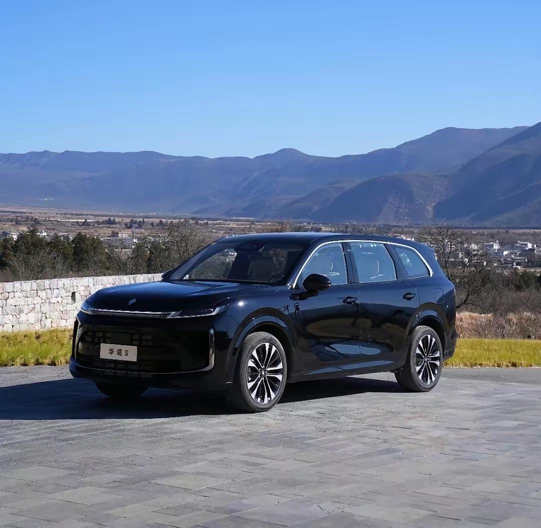 不得不佩服华境S，全系标配华为乾崑杀疯了！
 
    4月7日，五菱旗舰大六座