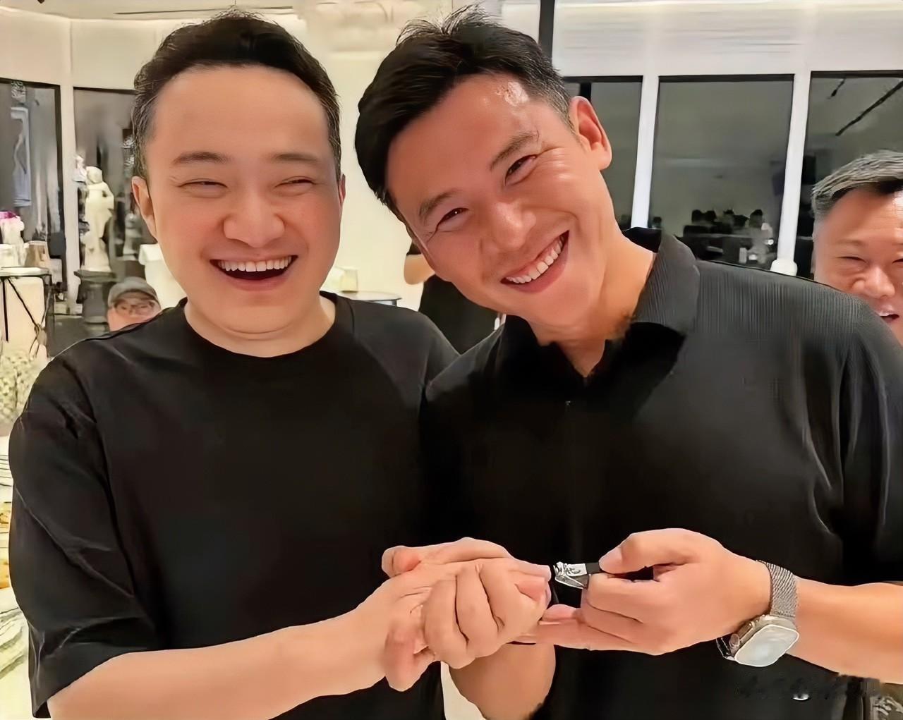 孙宇晨的人品，这次算是彻底败没了，所以币圈果然没有好人，以后看到他们，一定要离得