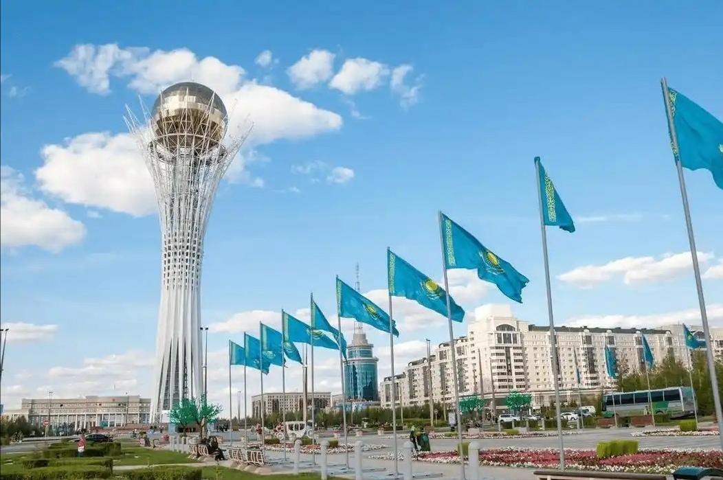 最近中亚圈最大的瓜，必须是哈萨克斯坦的权力大反转！谁能想到，当初被当成“傀儡工具