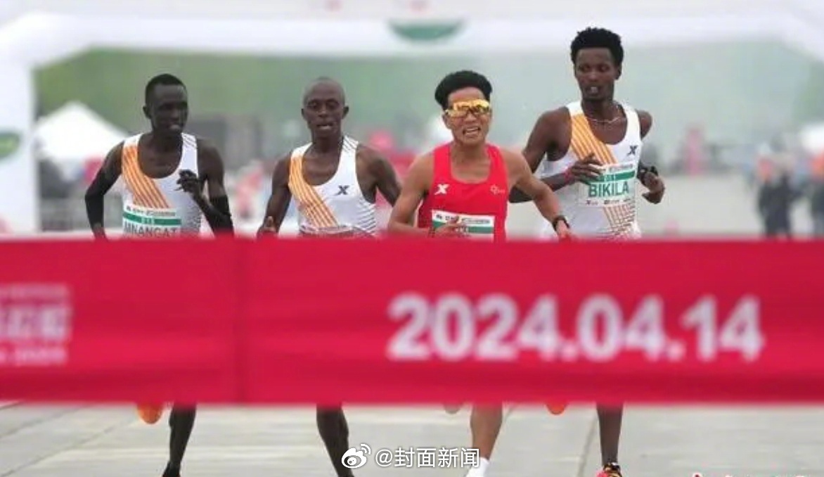 【#特步回应何杰被质疑保送夺冠#：目前情况还在确认与多方调查核实中】4月14日，