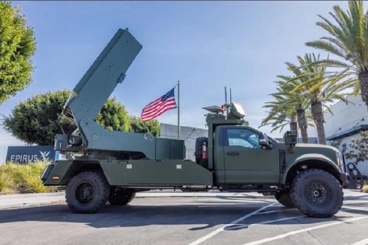 别再迷信高端军工！民用皮卡改反无人机战车，4个月直接成型

据英国简氏防务周刊消