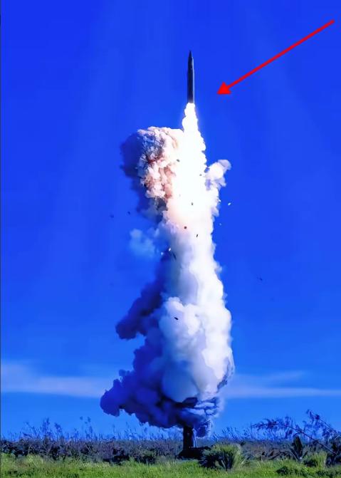 火箭军后勤部突然宣布，

火箭军后勤部突然放出重磅消息，2025年8月底前，部门