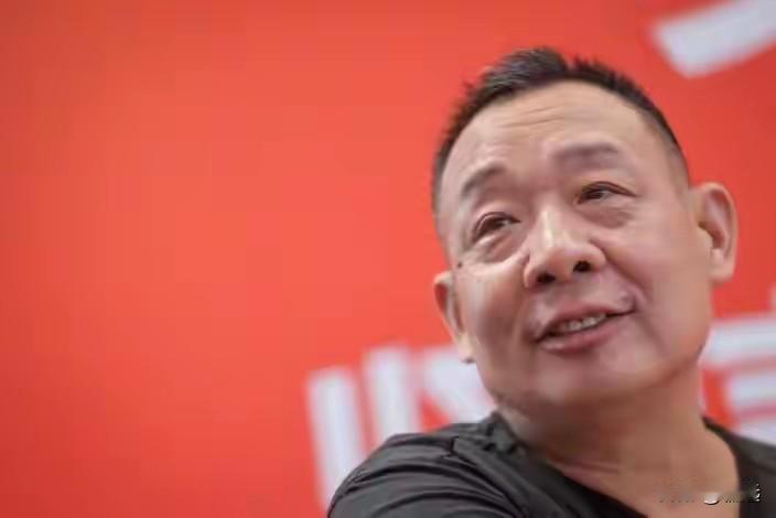 于东来是我比较钦佩的本土企业家，像这样对他抱有热忱情怀的企业家微乎其微。可是，最