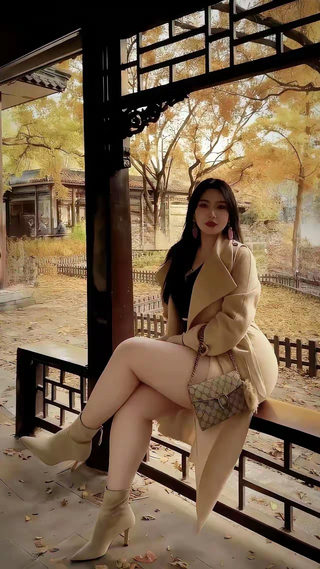 人越成熟就越沉默，不像年轻时候喜欢聚餐，喜欢打电话，喜欢各种社交，慢慢的变的喜欢