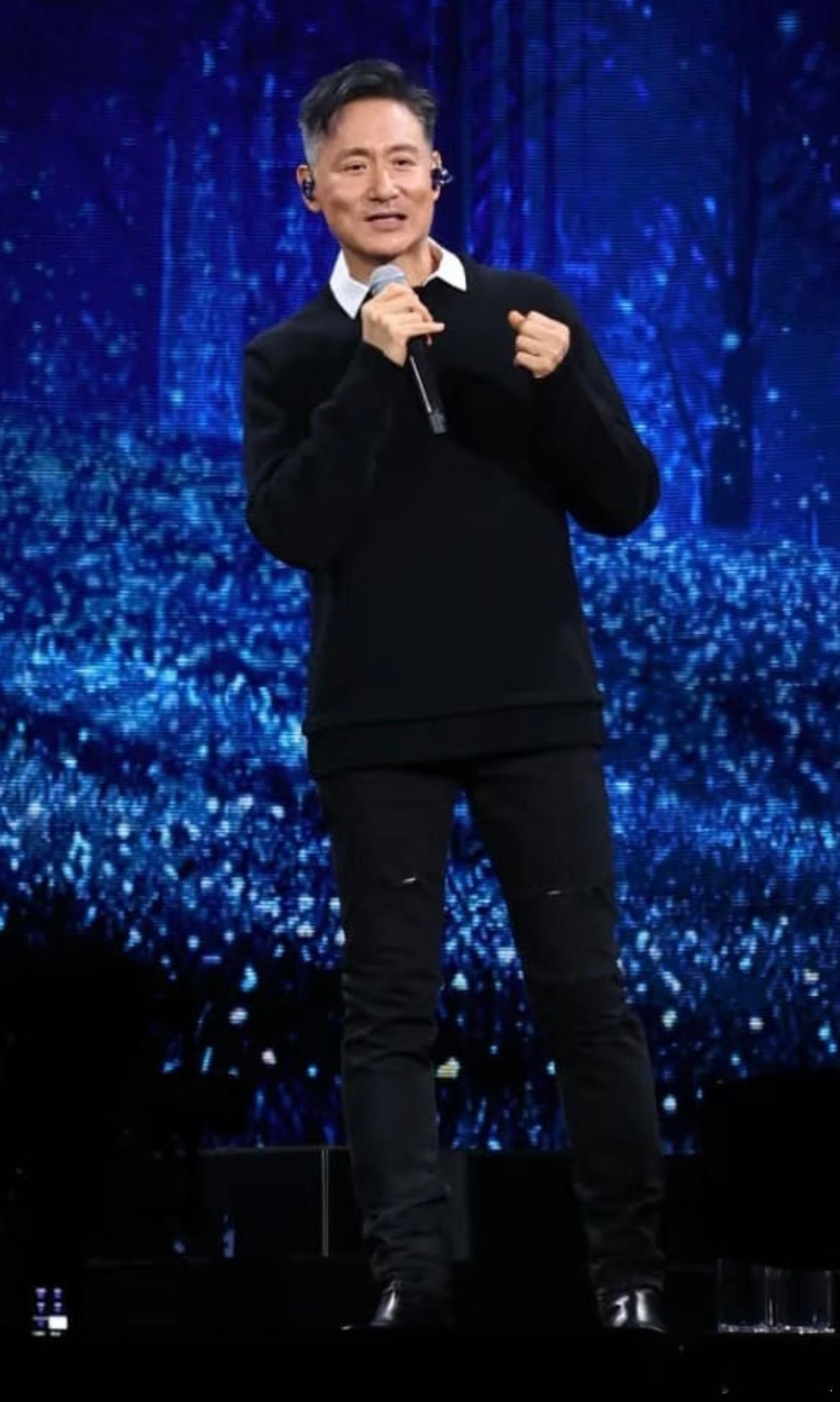 张学友[超话]  许志安 On Stage 演唱会10月10日尾场嘉宾：张学友-