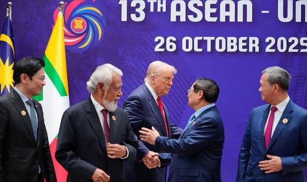 美国同意取消对部分越南产品的关税，并确认将考虑承认越南市场经济地位！
 
47届