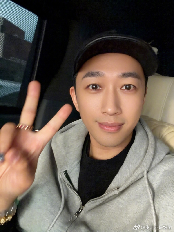 于正谈影视圈AI化于正说AI再好也要有好内容支撑 被于正这段话圈粉了！聊影视AI