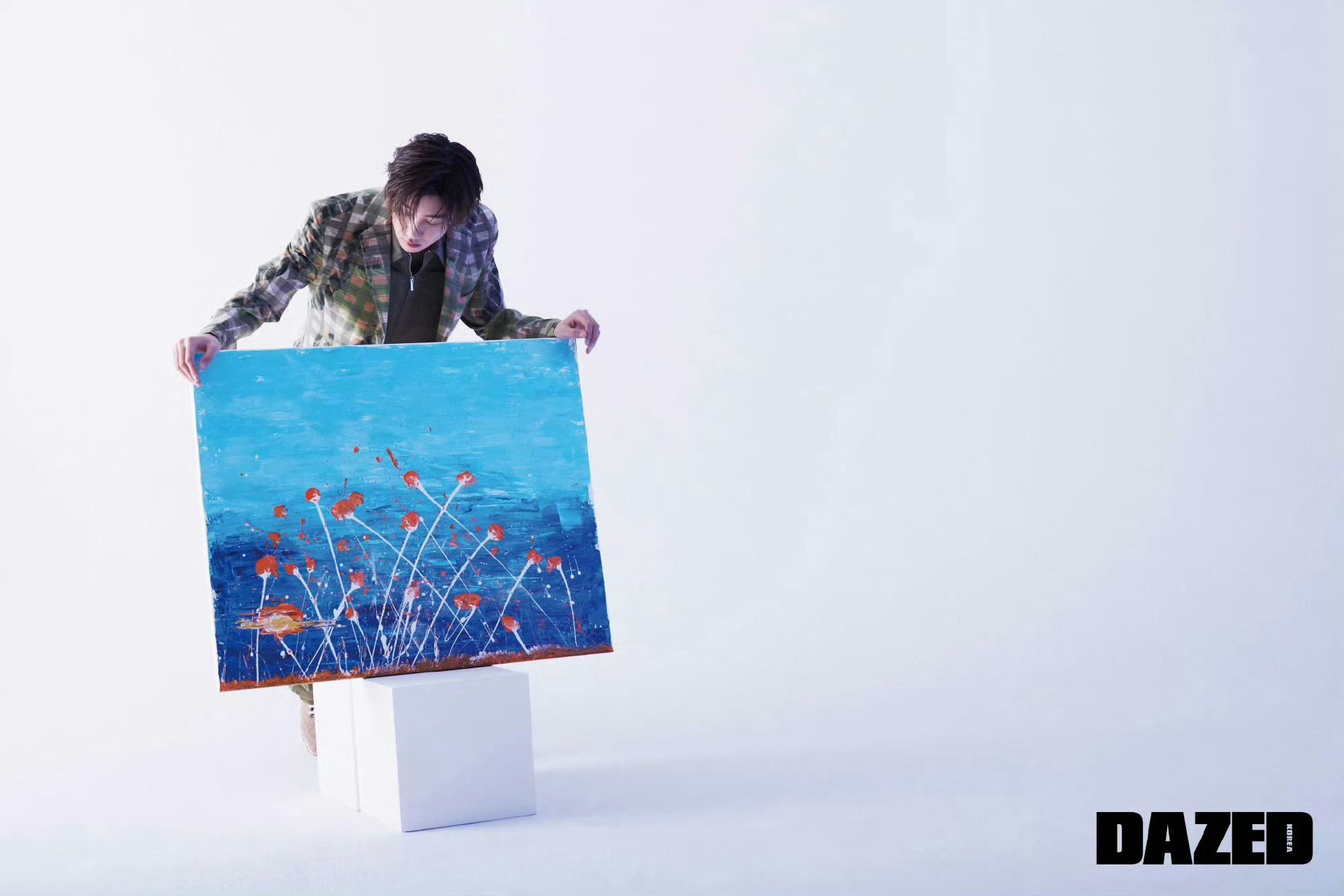 徐明浩 × Dazed China来自The 8 杂志预告新惊喜！即将坐镇Daz
