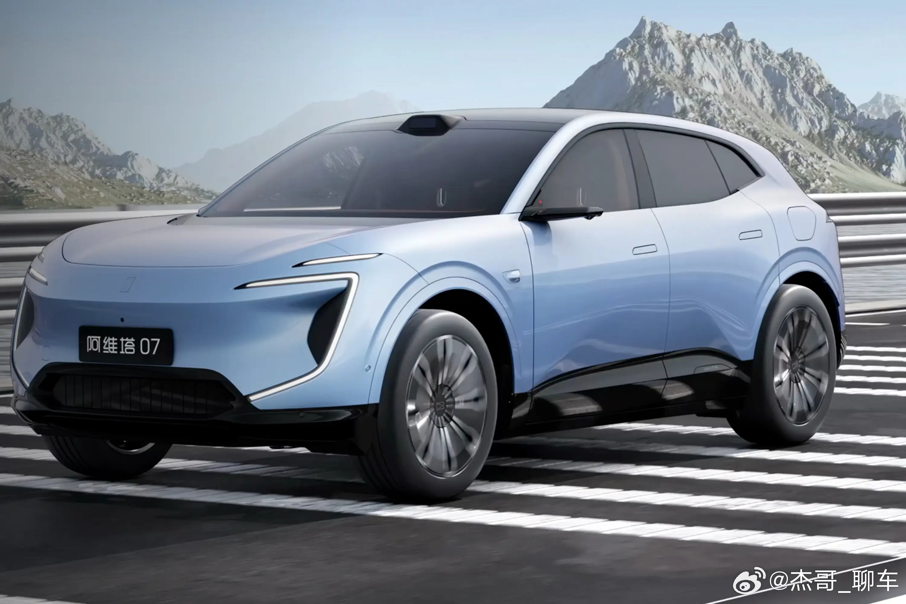 9月20日，阿维塔战略2.0正式发布，与此同时，智美都市豪华SUV——2026款