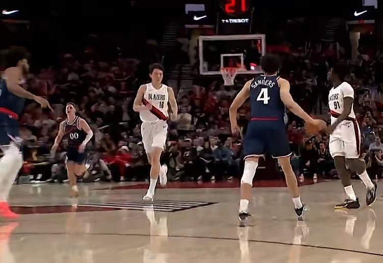 nba 关键战！杨瀚森2分钟无表现 阿夫迪亚35分 开拓者胜快船升西部第八快船v