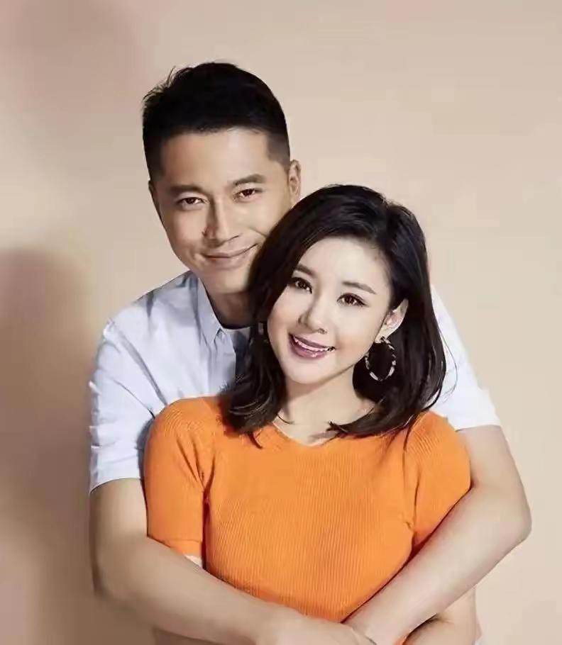 王雷
李小萌
夫妻照