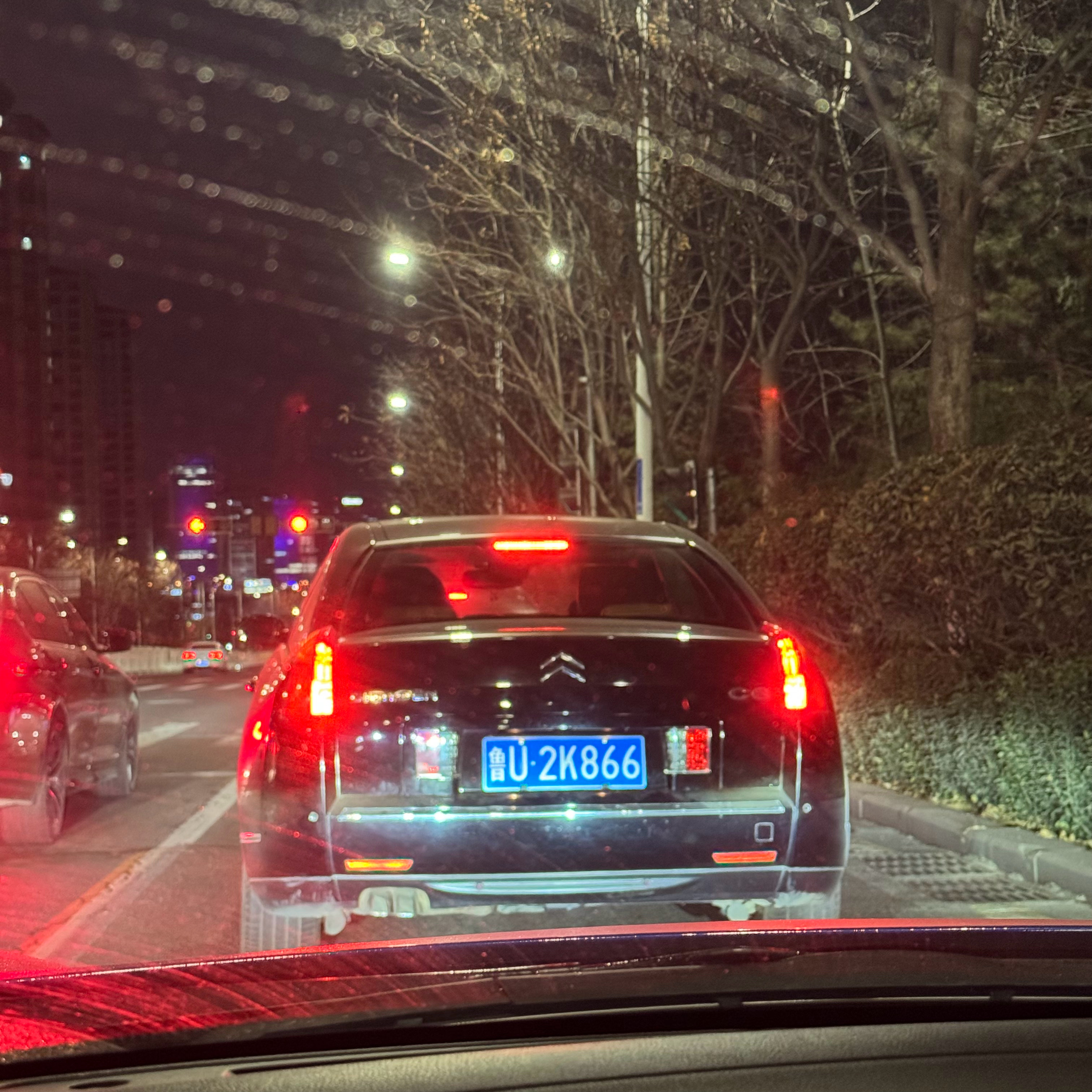 近期有意思的车  25年了还能看见活着的C6！ 