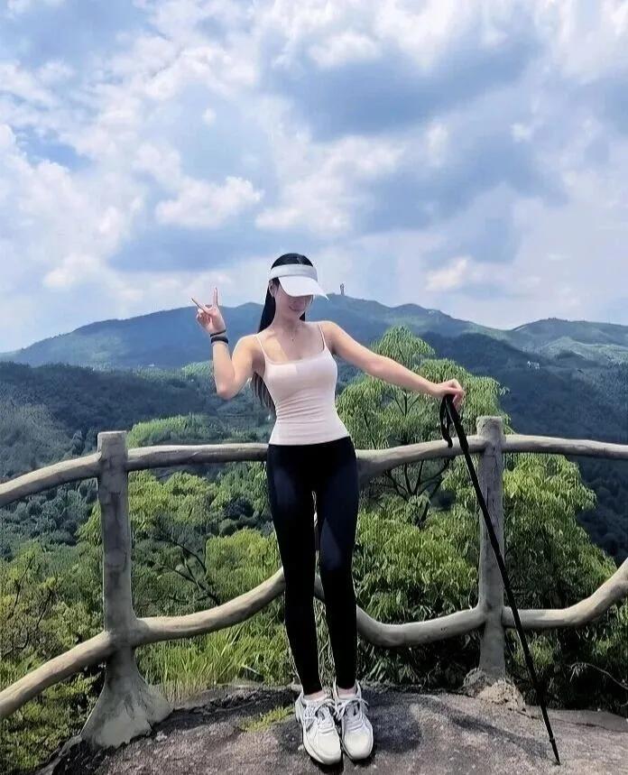 一起爬山吗