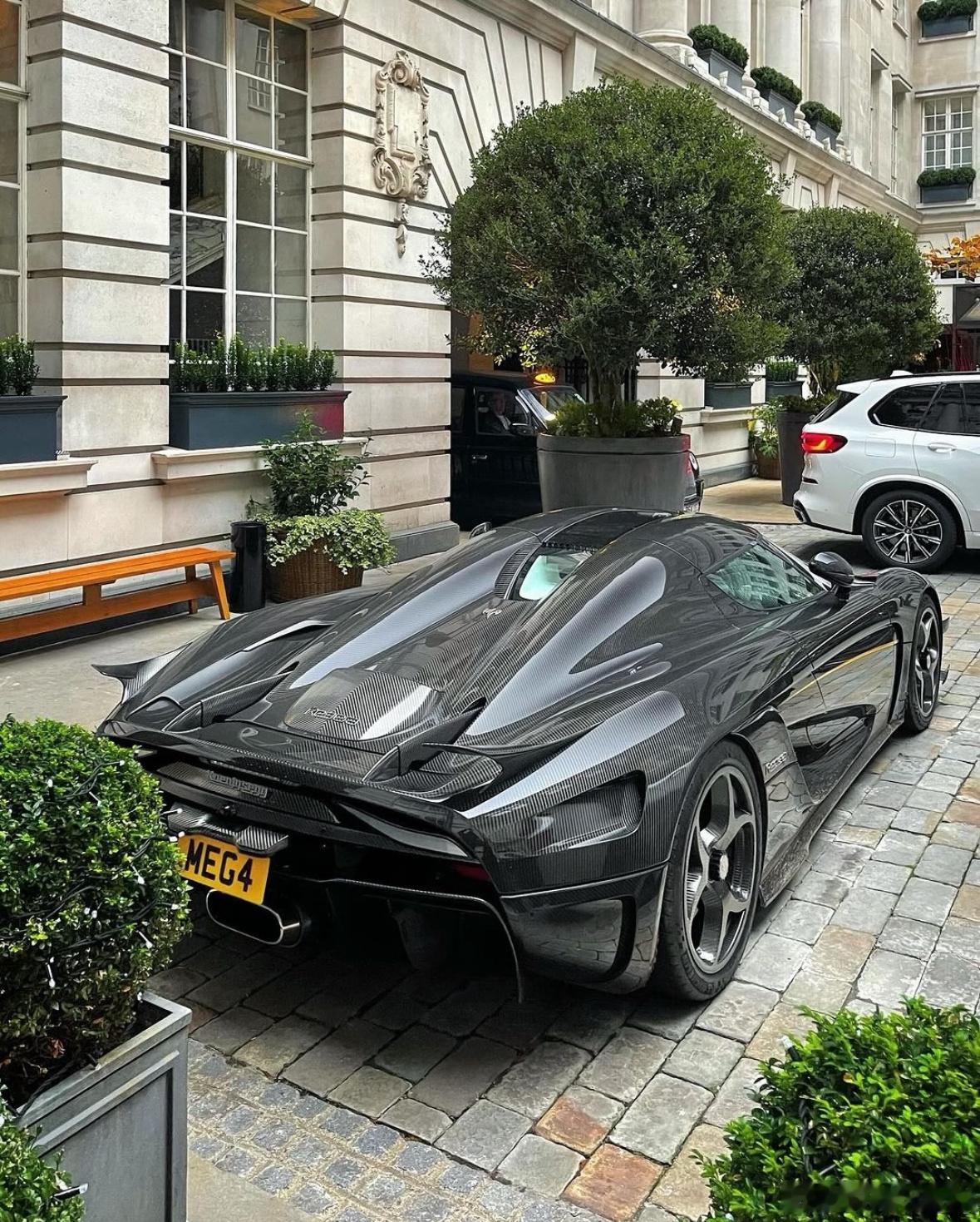 英国🇬🇧丨Koenigsegg Regera 黑碳豪车超跑汽车分享