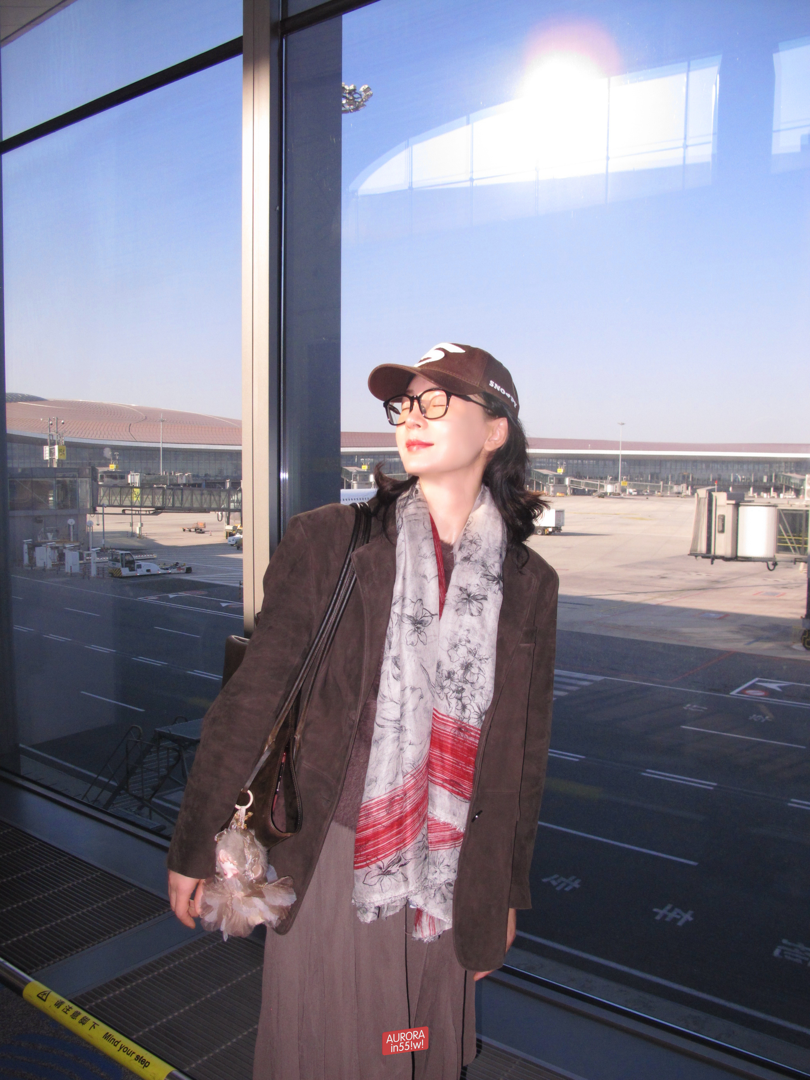 🌠  🛬  sʜᴏᴡ ᴛɪᴍᴇ  📸/ 嘿嘿好久不见/ ccd生图直出的小