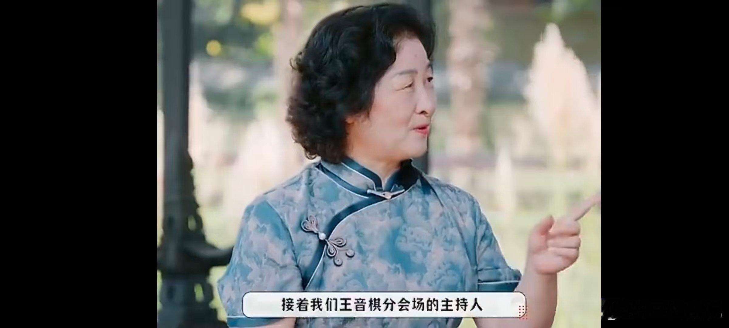 无锡非遗精微绣一丝分百缕跟着春晚游中国无锡非遗精微绣一丝分百缕！用针作笔、用线当